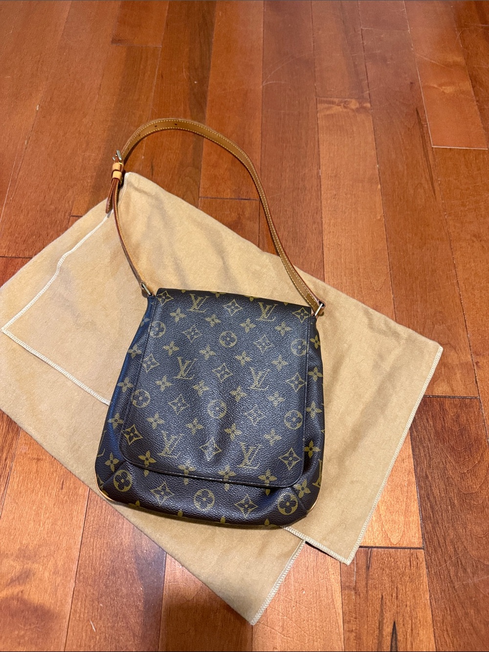 Louis Vuitton Brown Monogram Canvas Shoulder Bag with Natural Vachetta Strap